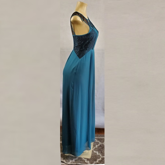 BCBGeneration Teal and Black Maxi Dress - Picture 3 of 7